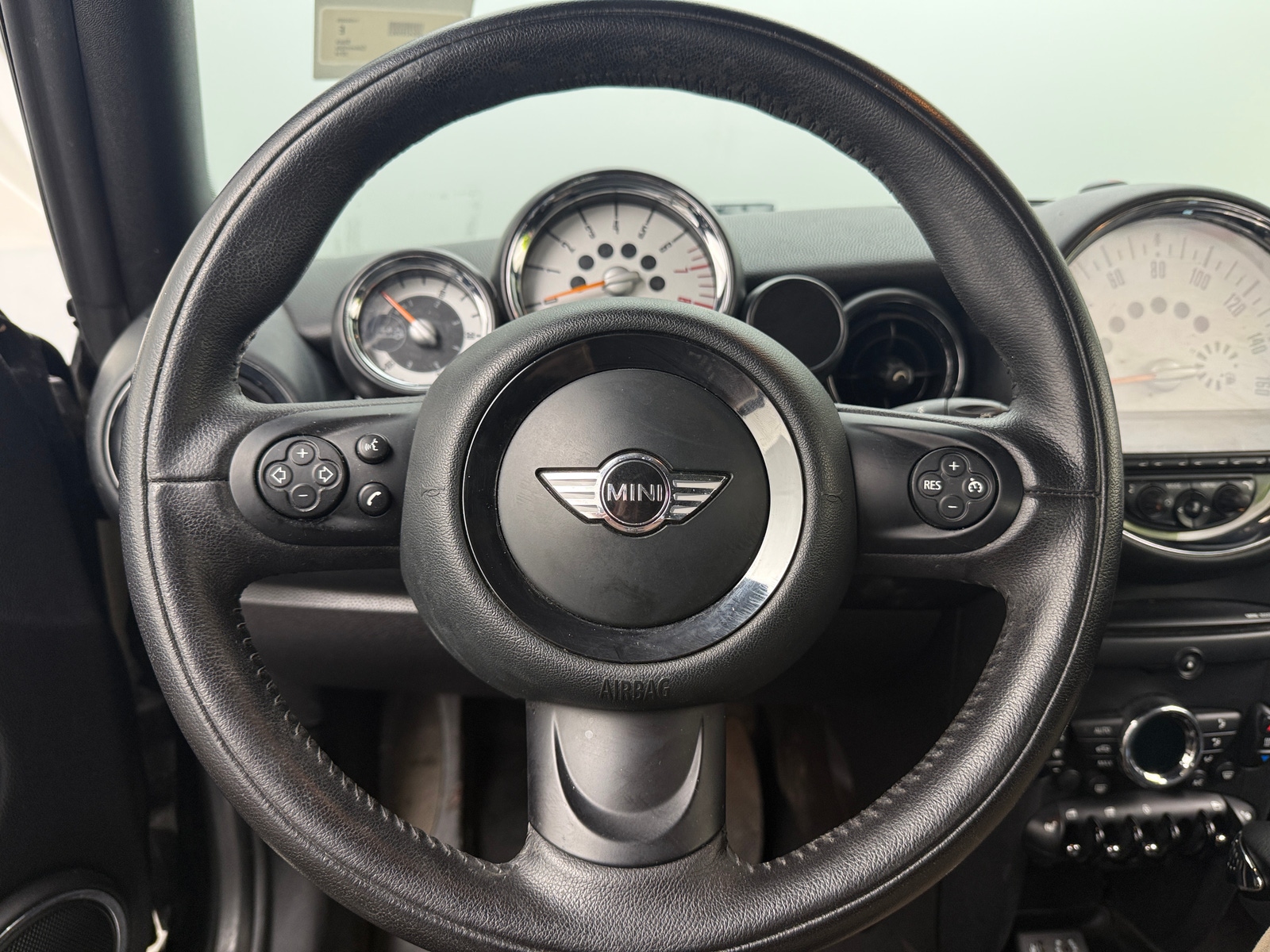 Thumbnail: 2014 MINI Cooper Convertible - 5