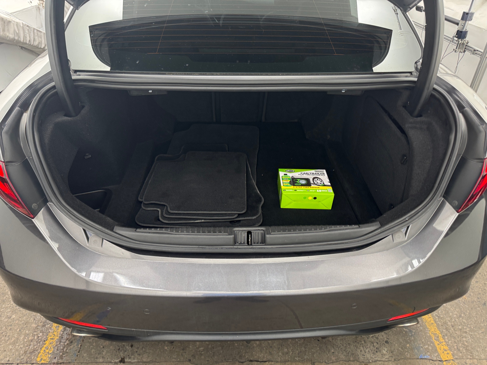 Thumbnail: 2018 Alfa Romeo Giulia - 6