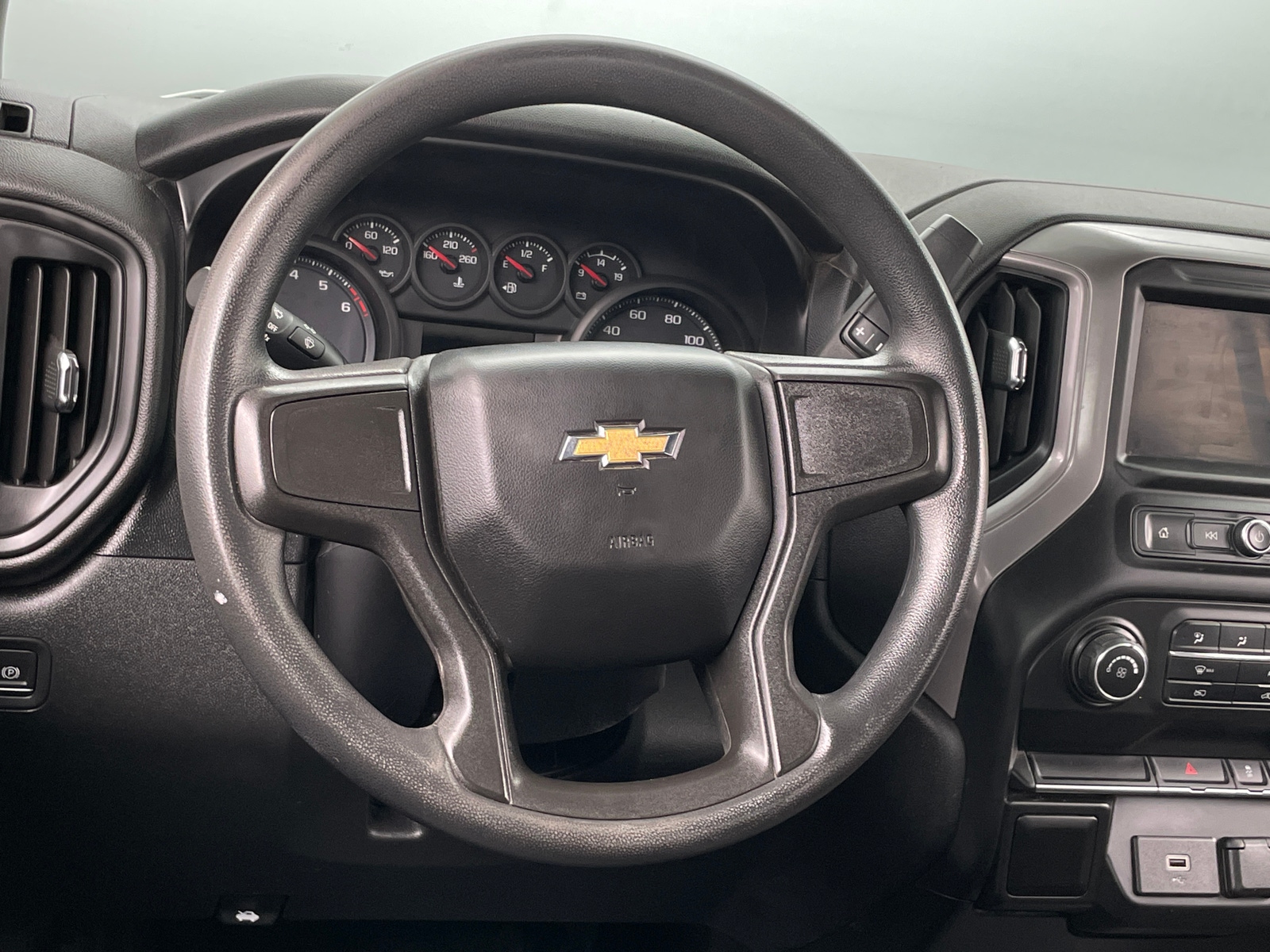 Thumbnail: 2020 Chevrolet Silverado 1500 - 4