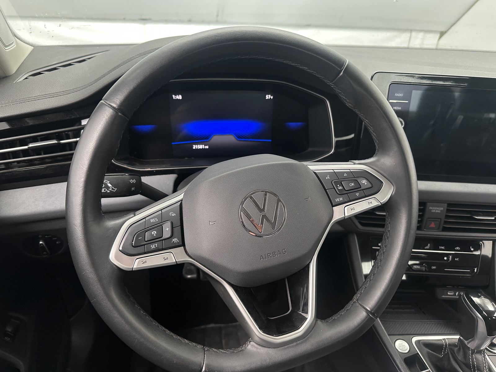 Thumbnail: 2025 Volkswagen Jetta - 4