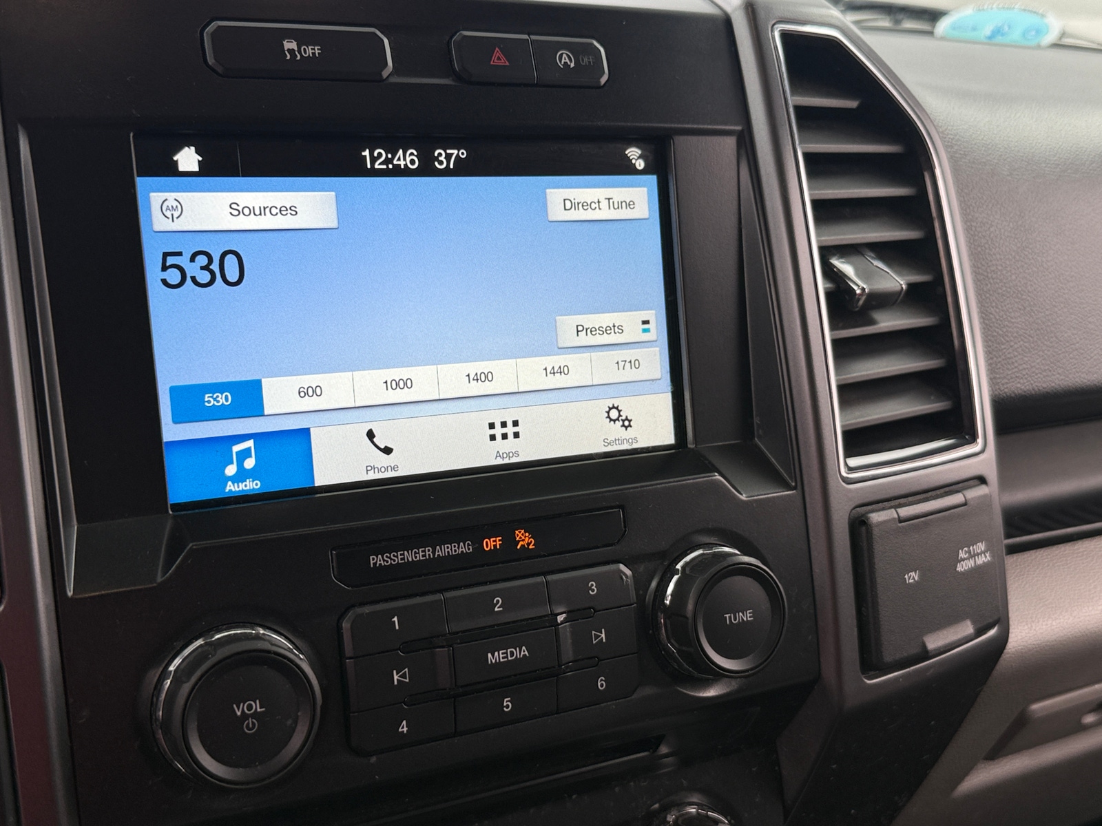 Thumbnail: 2017 Ford Econoline - 4