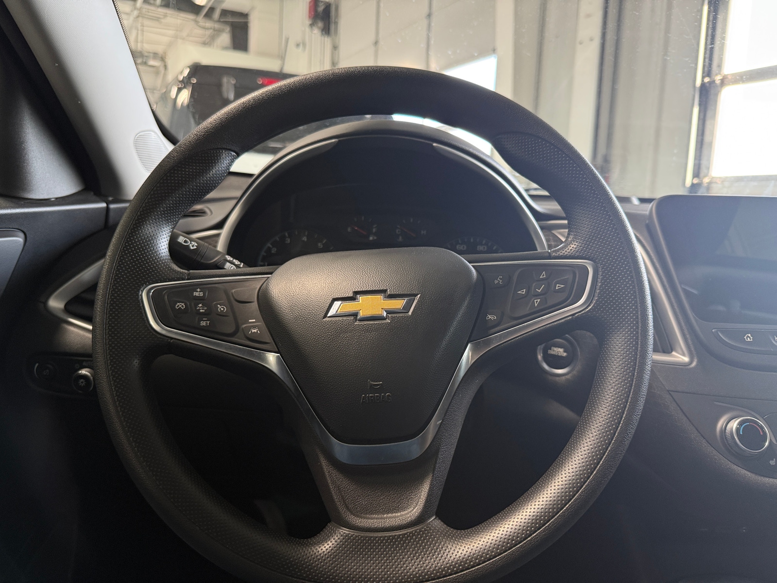 Thumbnail: 2024 Chevrolet Malibu - 5