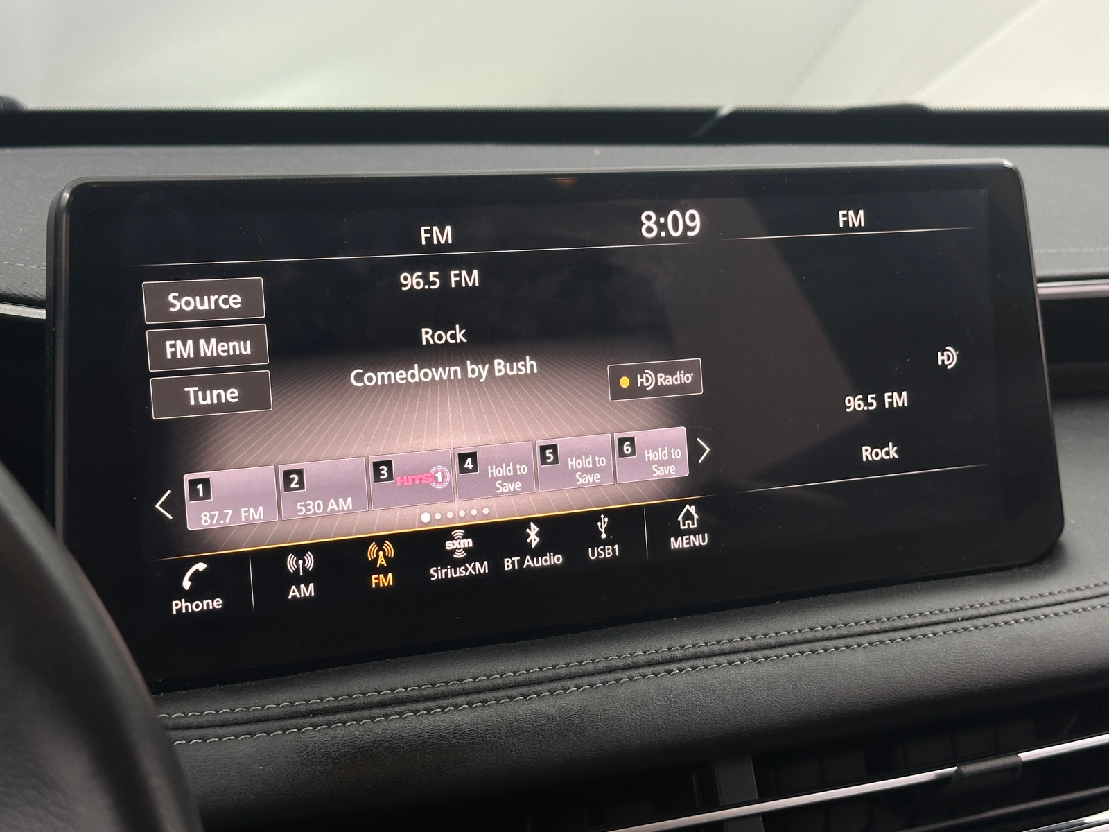 Thumbnail: 2023 INFINITI QX60 - 3