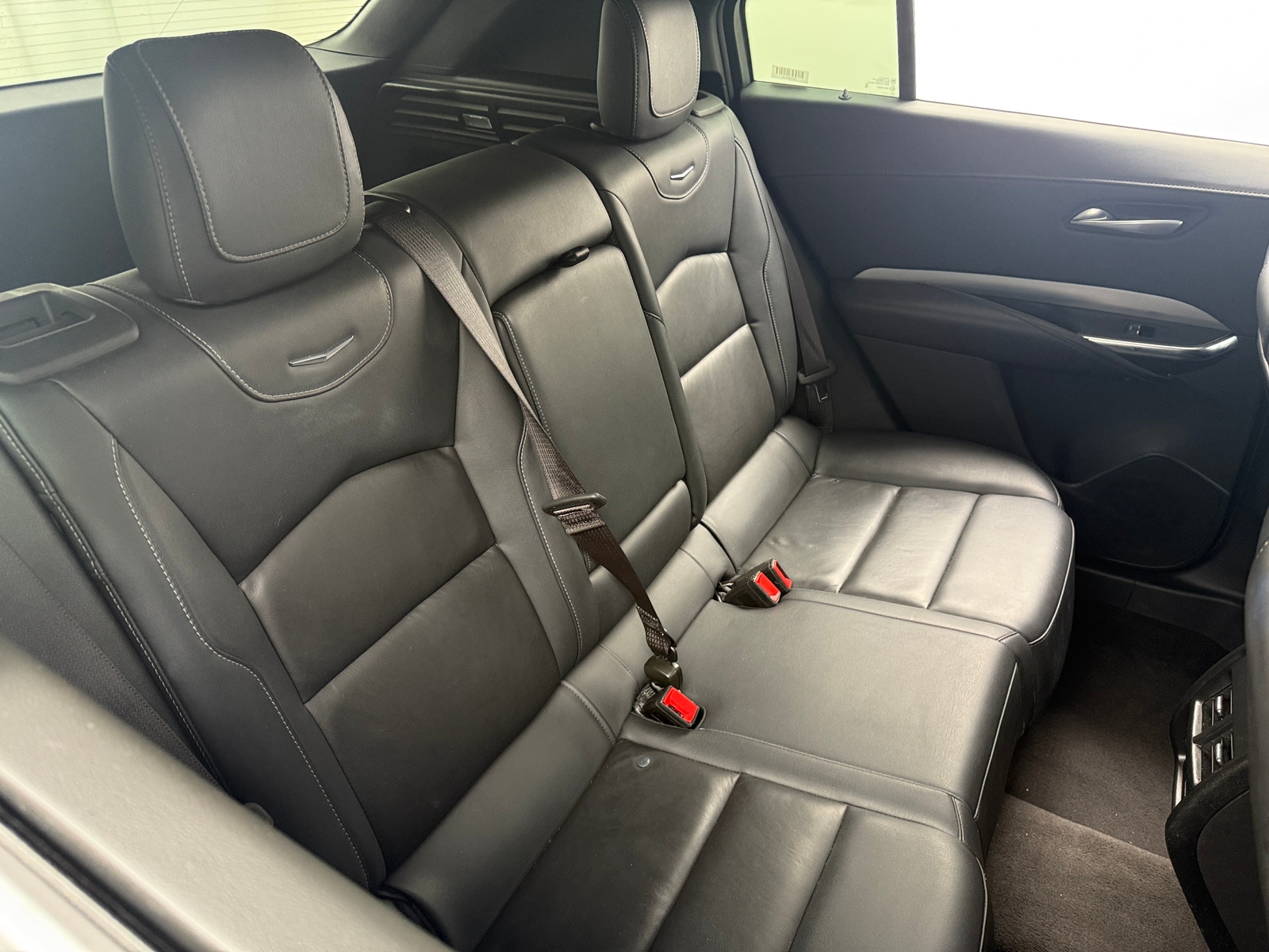 Thumbnail: 2023 Cadillac XT4 - 5