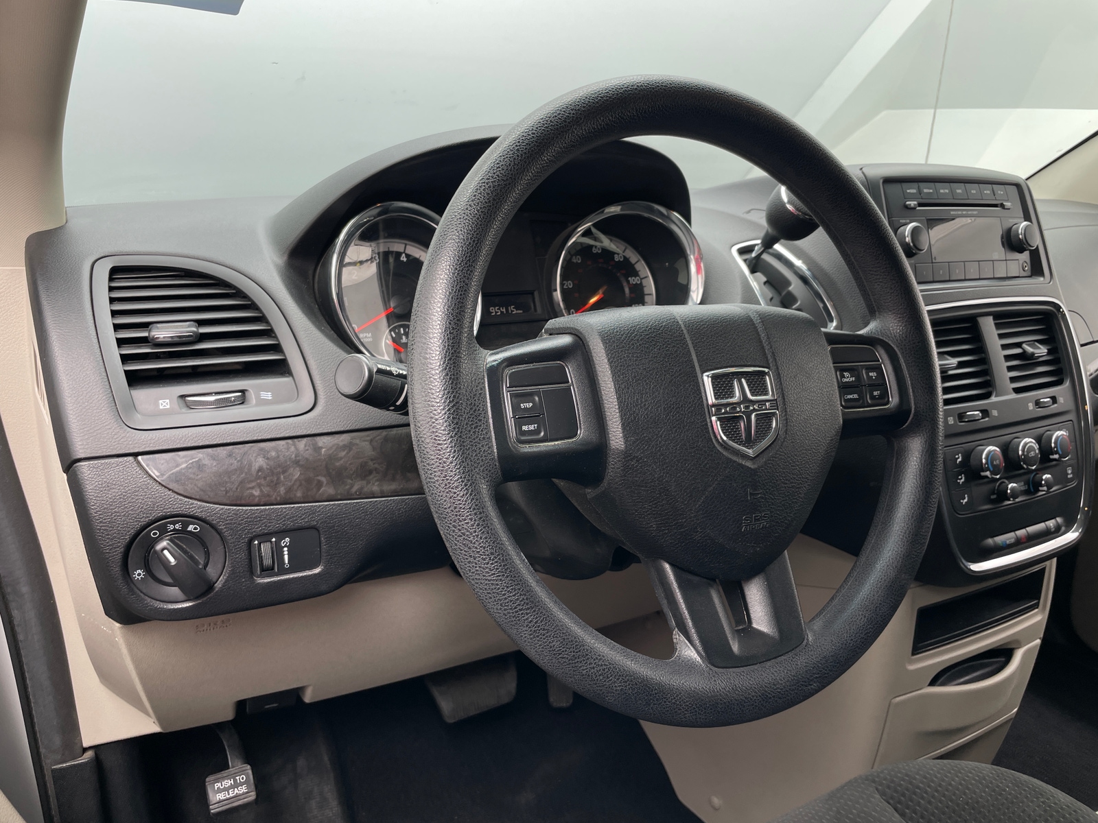 Thumbnail: 2016 Dodge Grand Caravan - 5