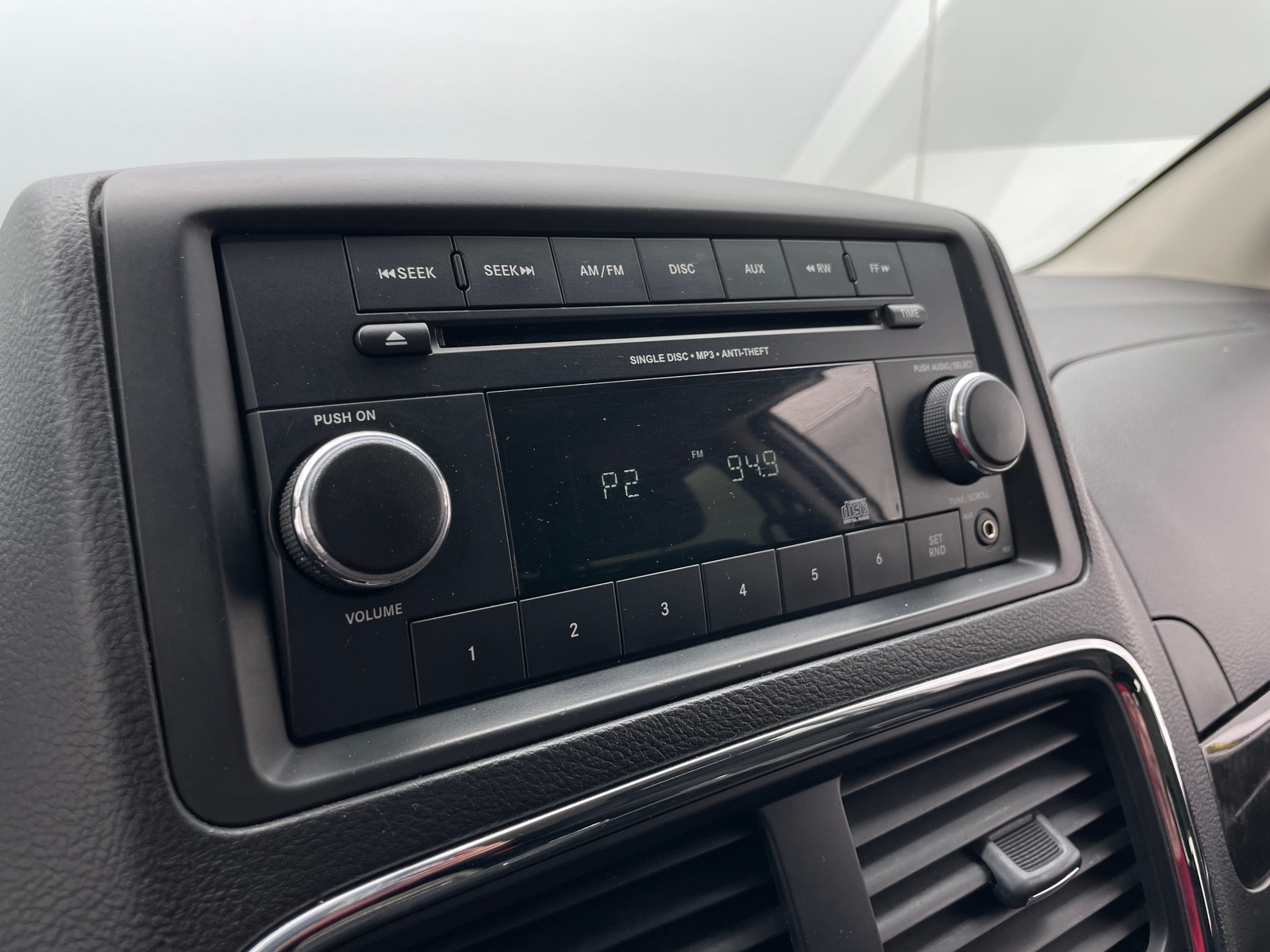 Thumbnail: 2016 Dodge Grand Caravan - 4