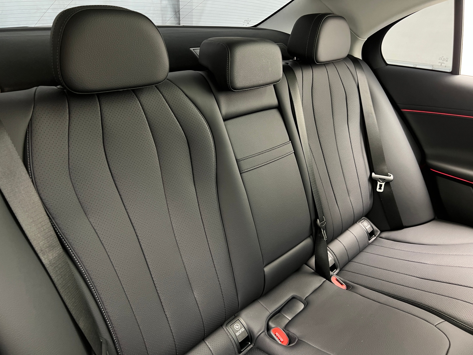 Thumbnail: 2025 Mercedes-Benz E-Class - 5