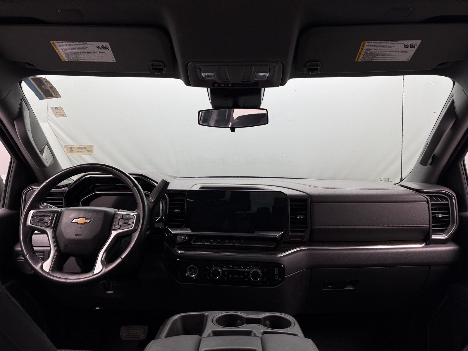 Thumbnail: 2022 Chevrolet Silverado 1500 - 3