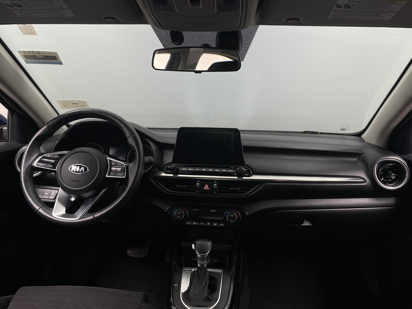 Thumbnail: 2019 Kia Forte - 3