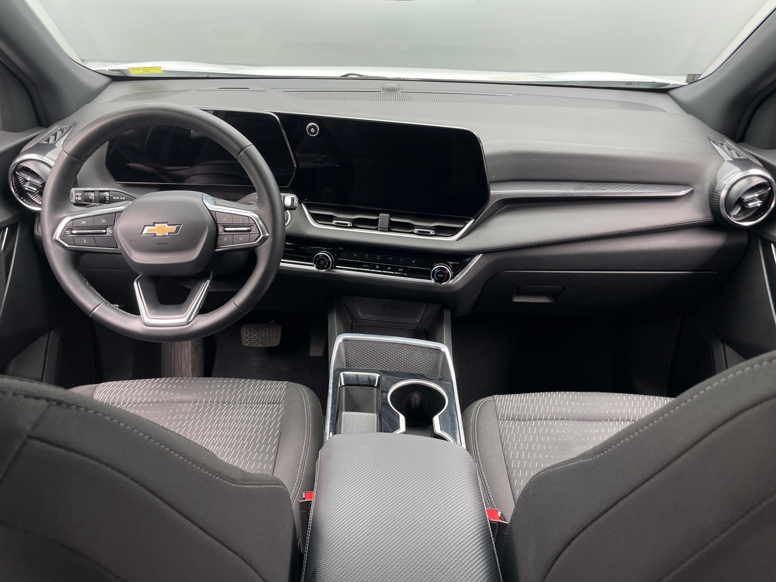 Thumbnail: 2025 Chevrolet Equinox - 3