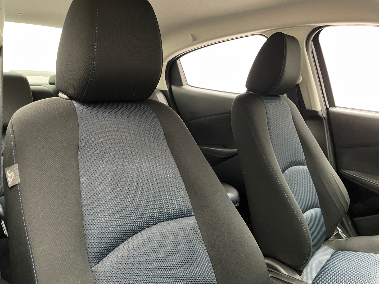 Thumbnail: 2017 Toyota Yaris iA - 2