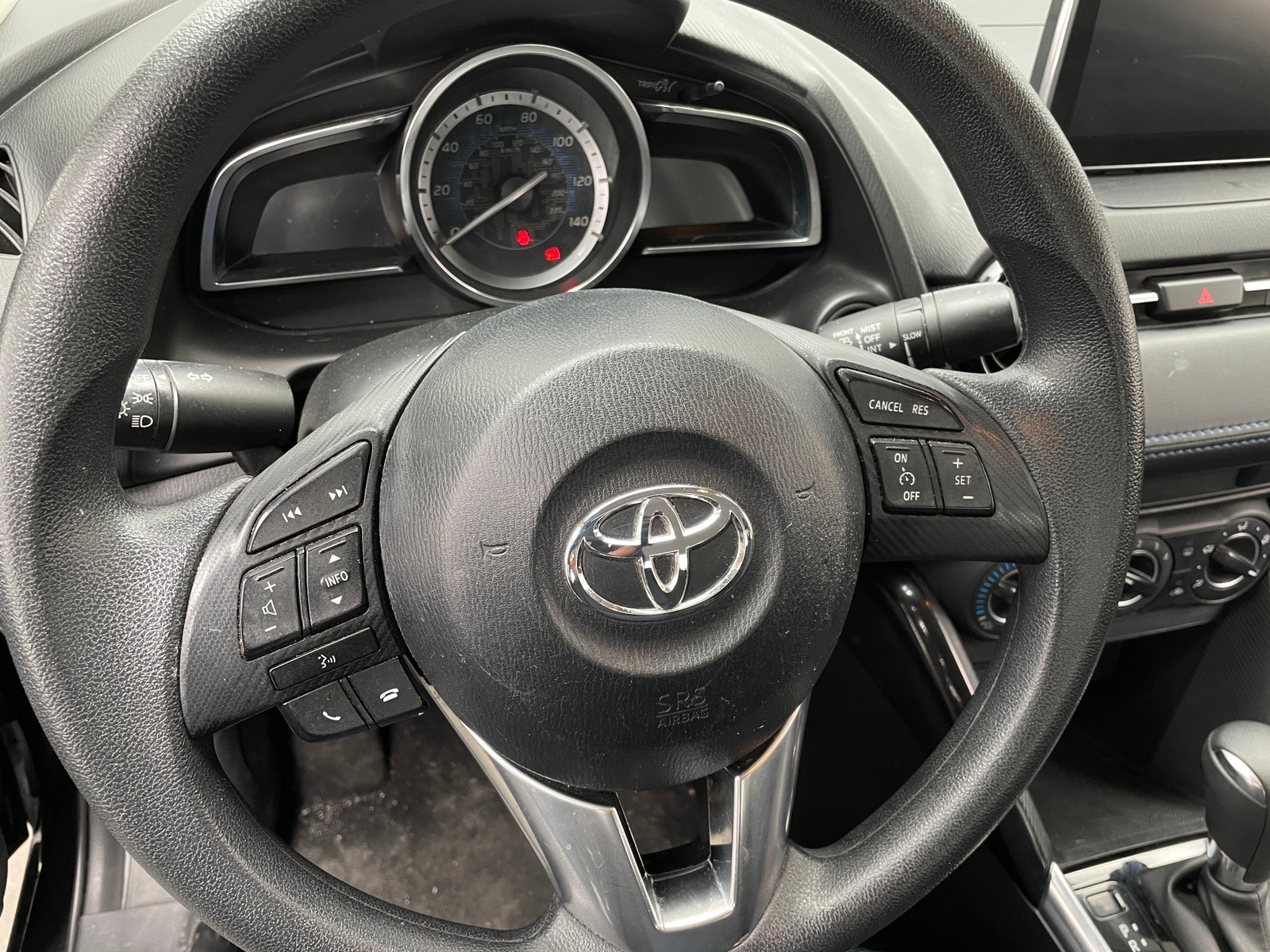 Thumbnail: 2017 Toyota Yaris iA - 5