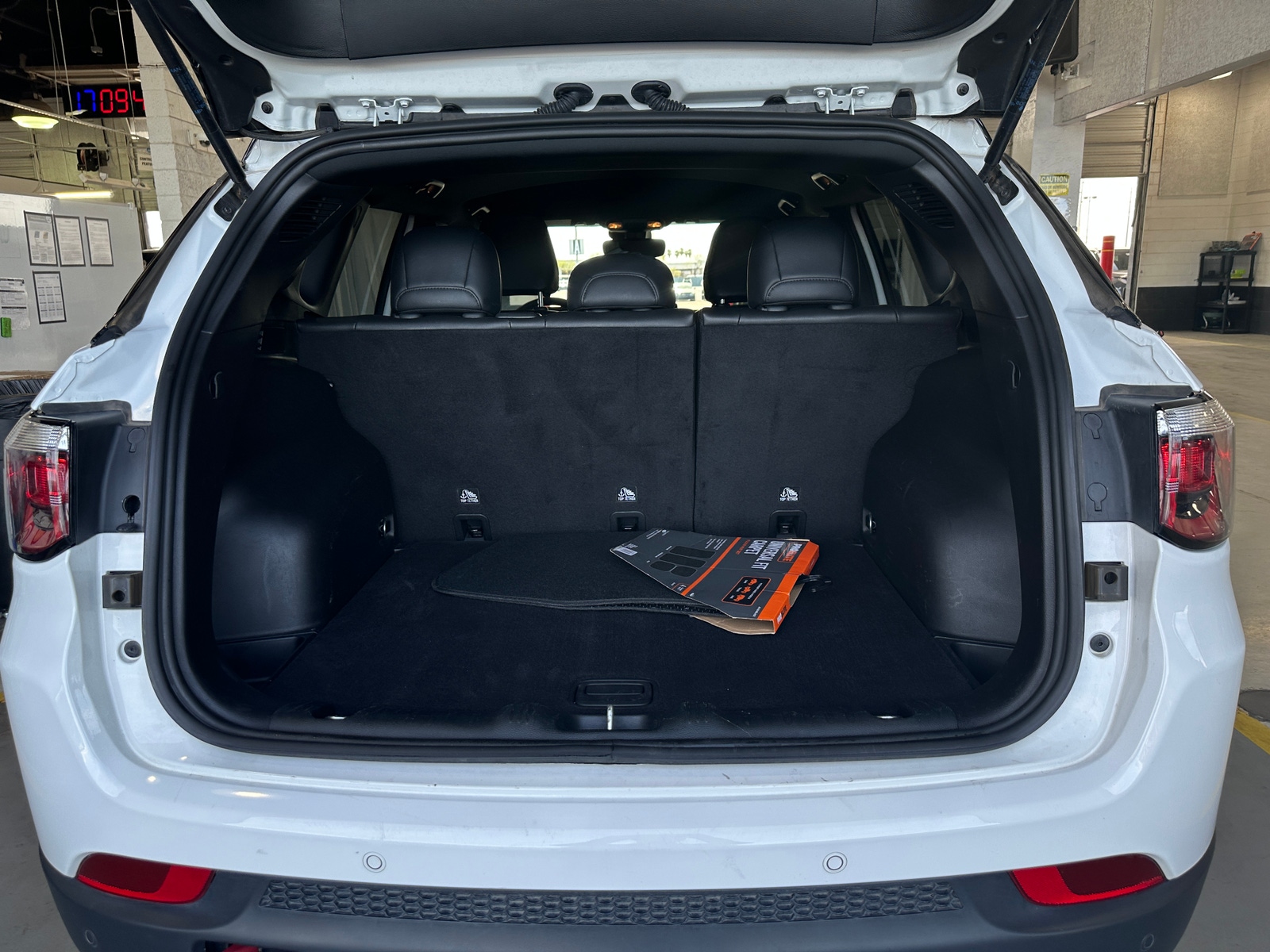 Thumbnail: 2025 Jeep Compass - 7