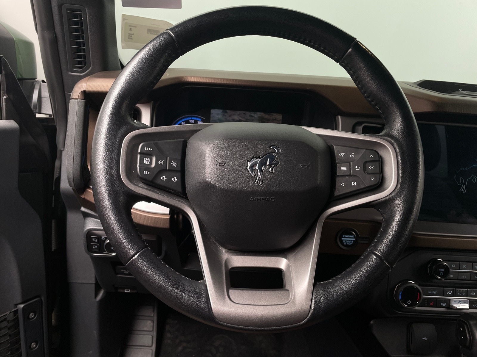 Thumbnail: 2023 Ford Bronco - 5