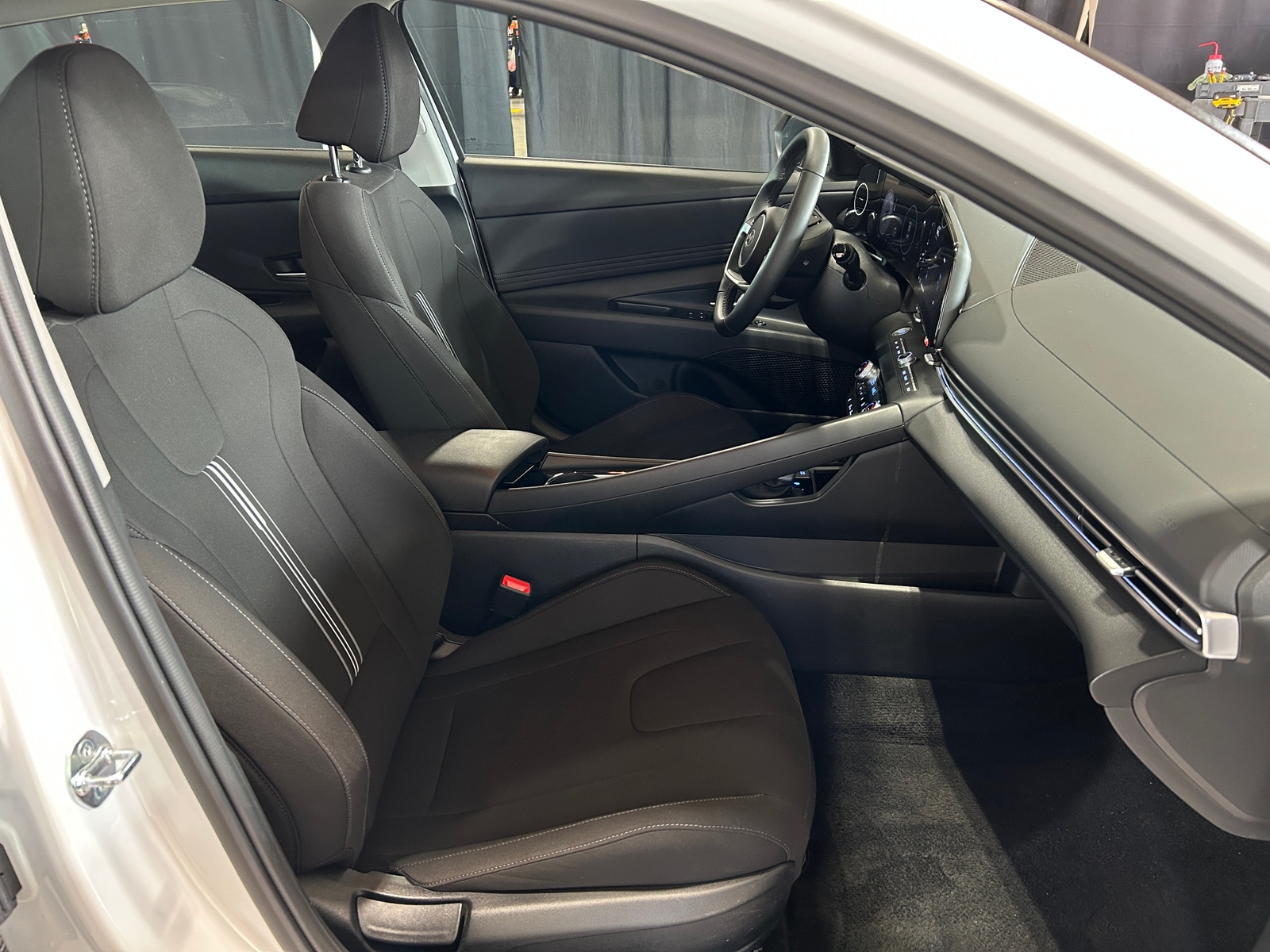 Thumbnail: 2025 Hyundai Elantra - 2