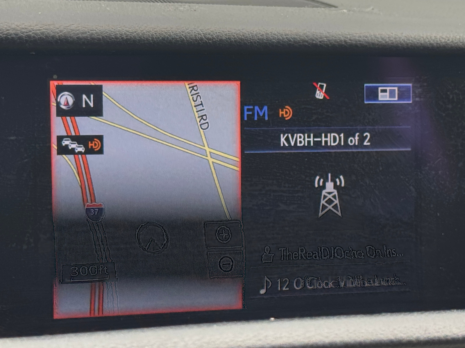 Thumbnail: 2016 Lexus IS - 3