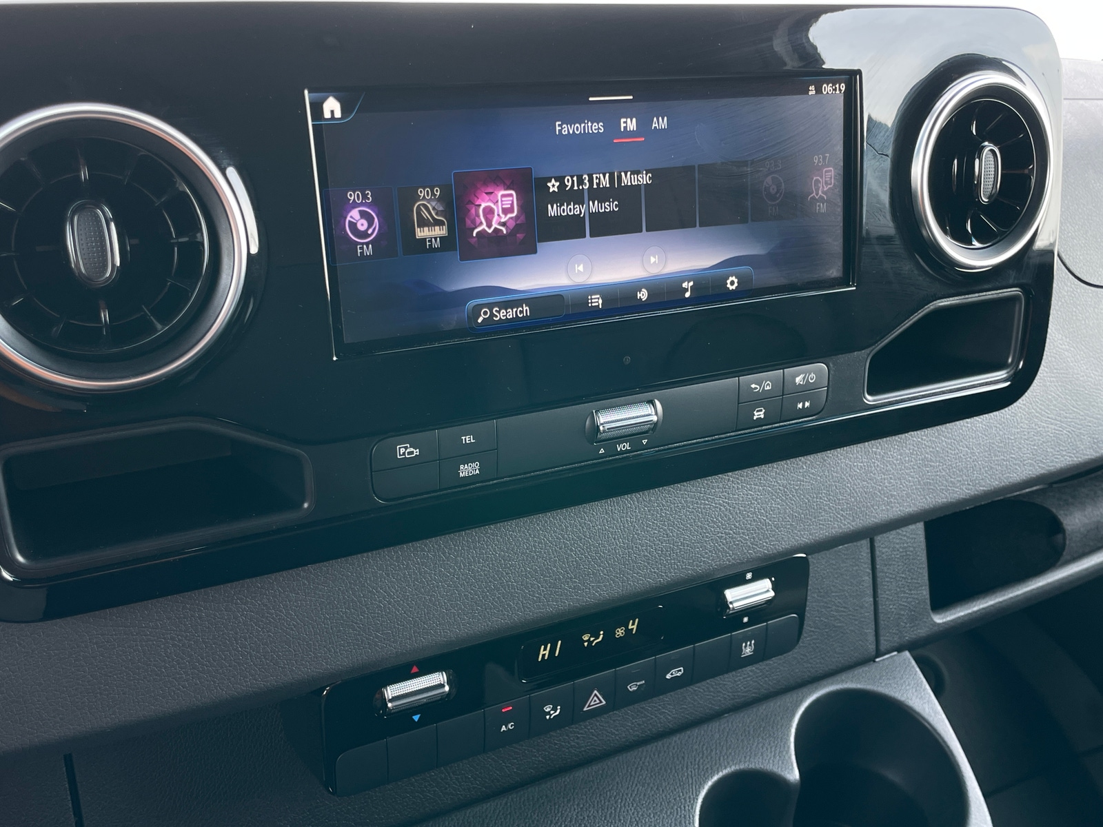 Thumbnail: 2024 Mercedes-Benz eSprinter - 4