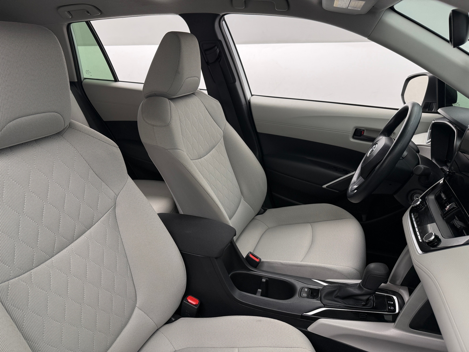 Thumbnail: 2025 Toyota Corolla Cross - 2