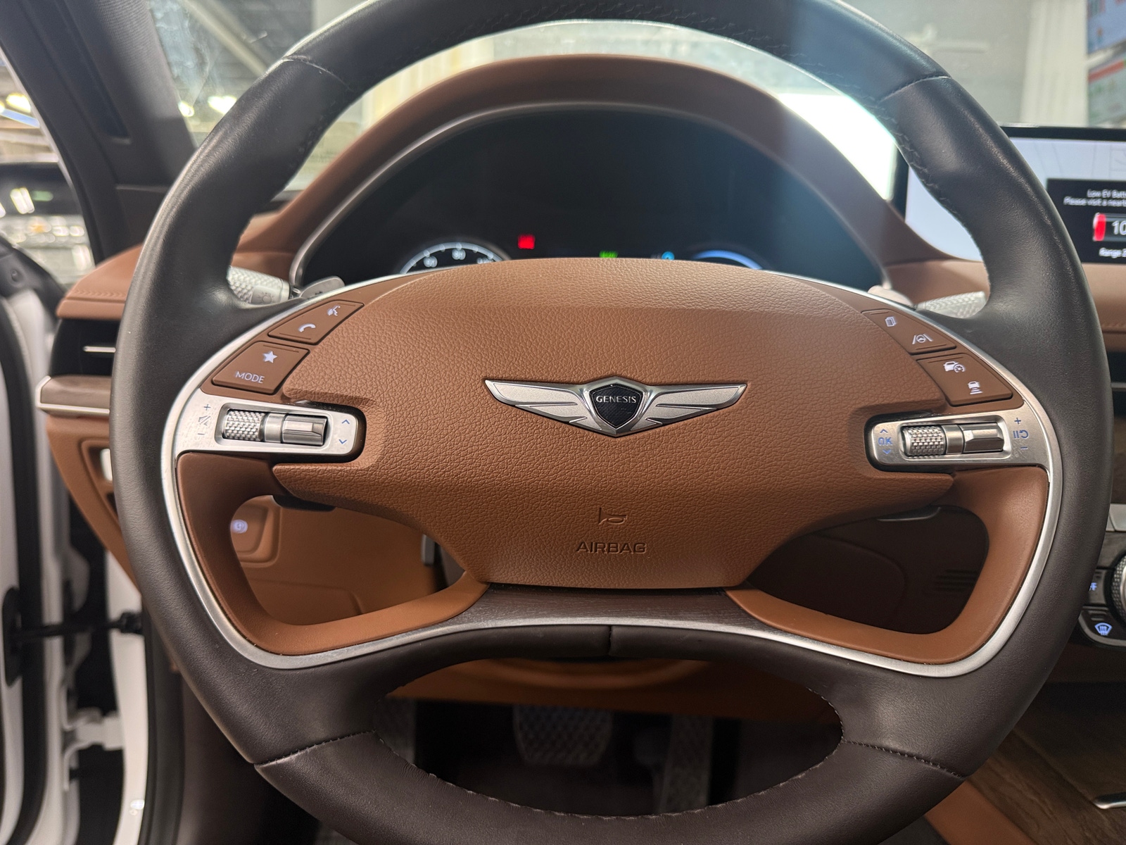 Thumbnail: 2024 Genesis G80 - 4