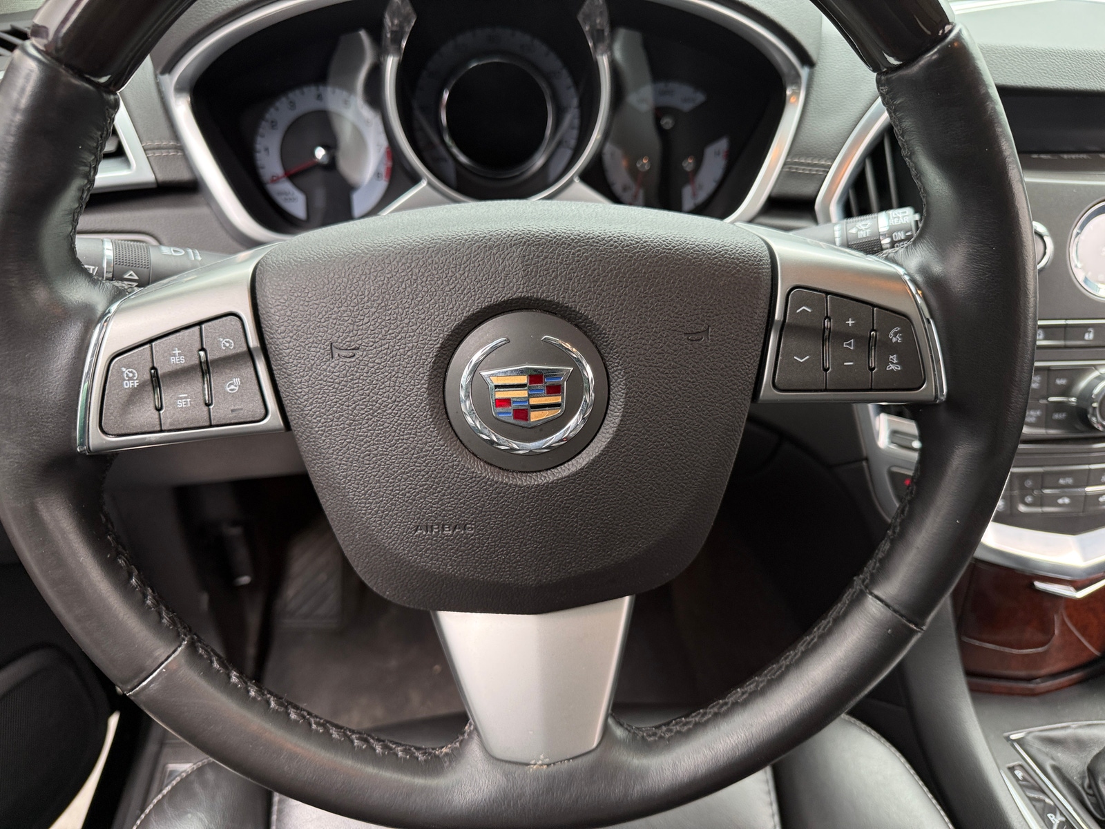 Thumbnail: 2012 Cadillac SRX - 4