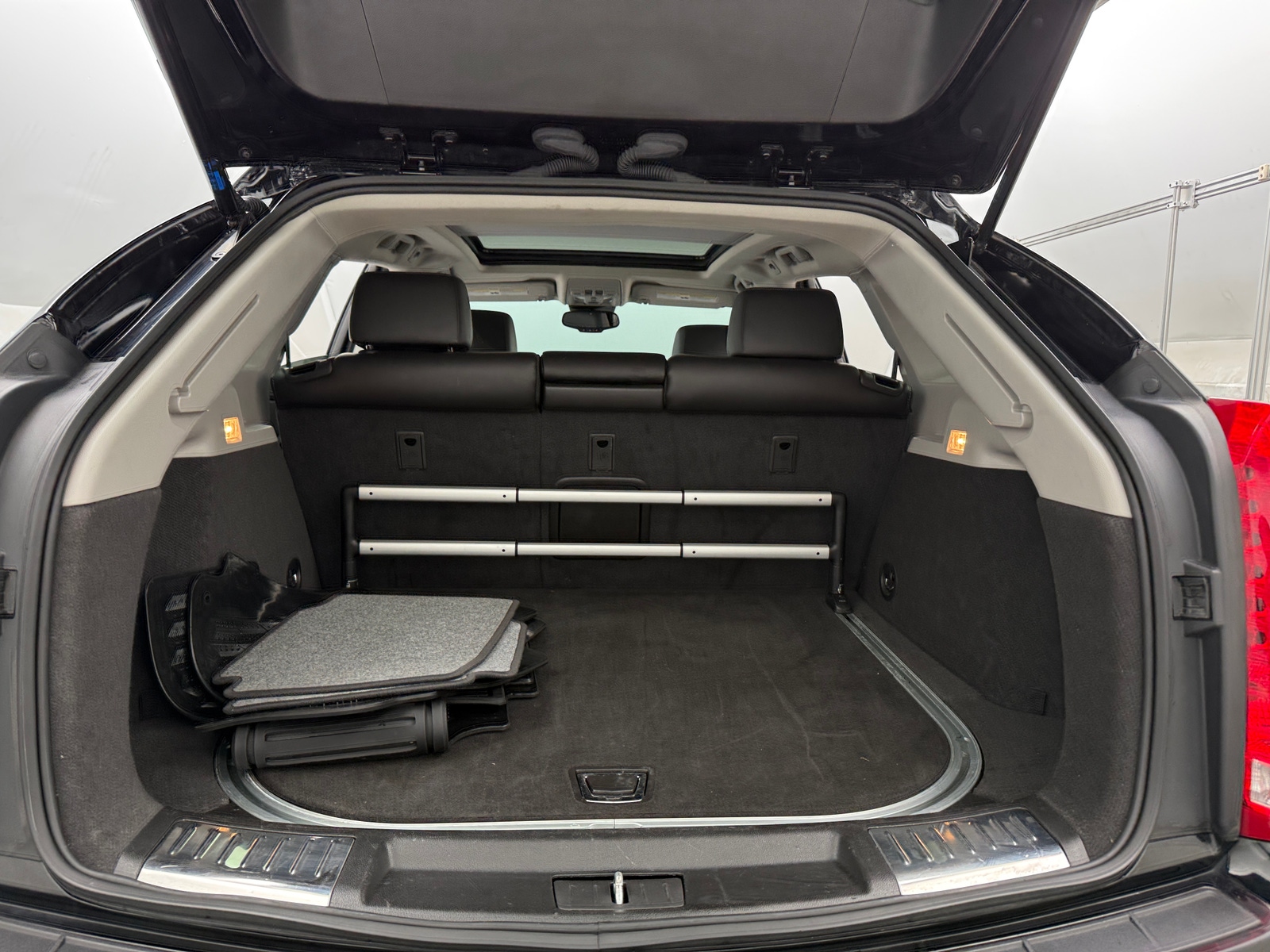 Thumbnail: 2012 Cadillac SRX - 6