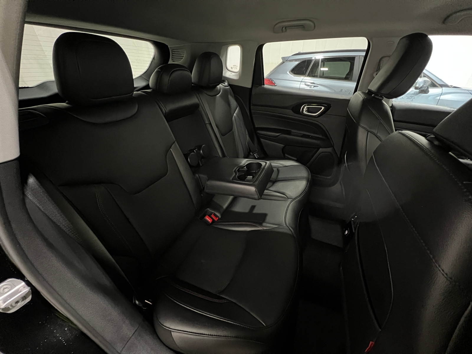 Thumbnail: 2022 Jeep Compass - 6