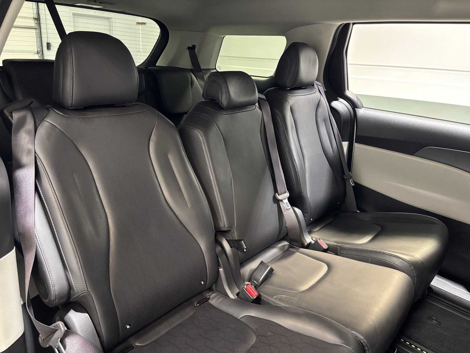 Thumbnail: 2024 Kia Carnival - 5