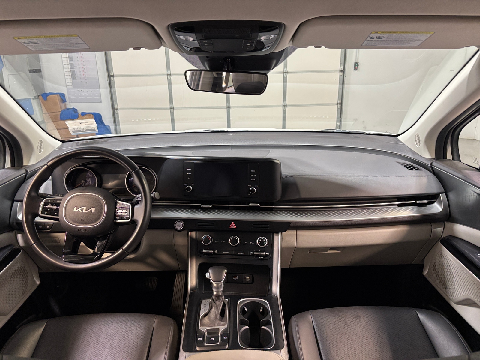 Thumbnail: 2024 Kia Carnival - 2