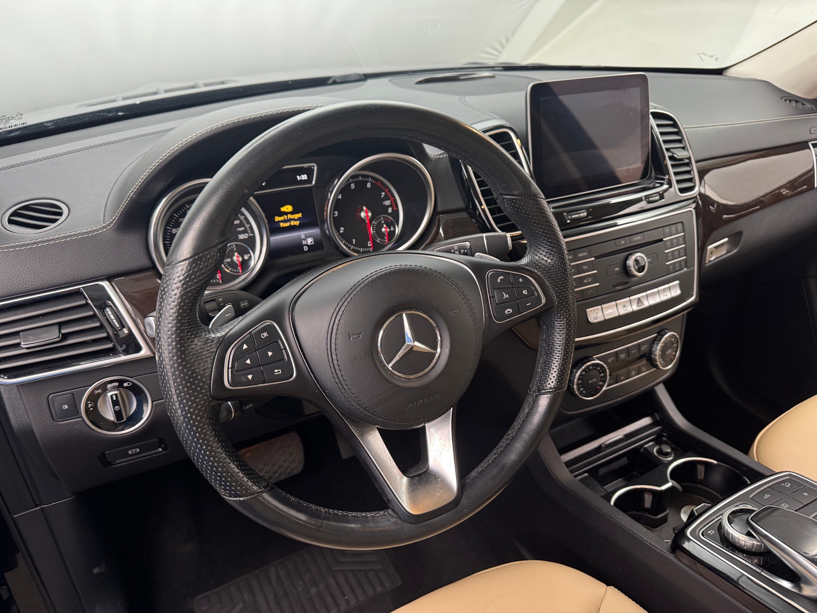 Thumbnail: 2018 Mercedes-Benz GLS - 4