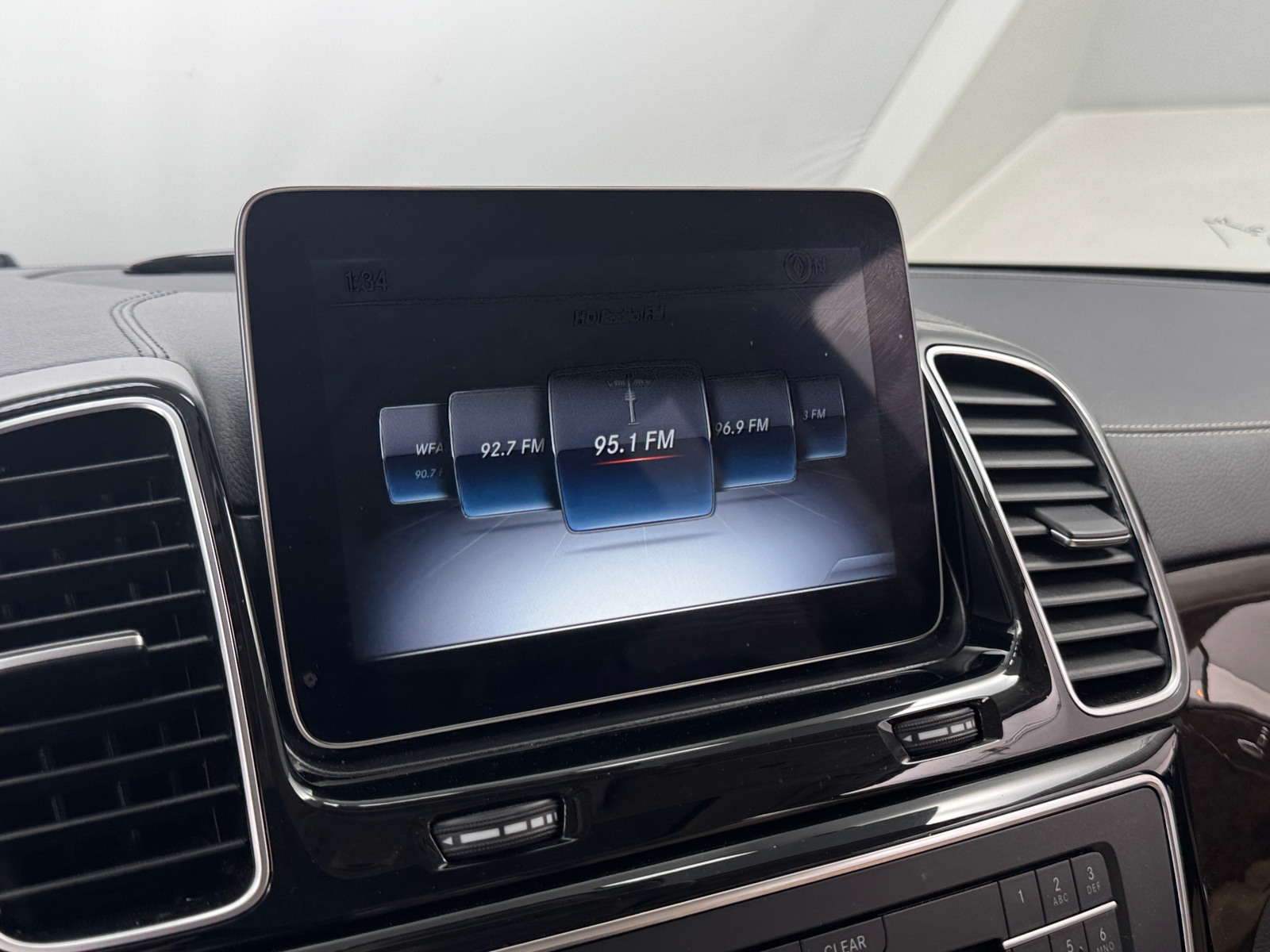 Thumbnail: 2018 Mercedes-Benz GLS - 3