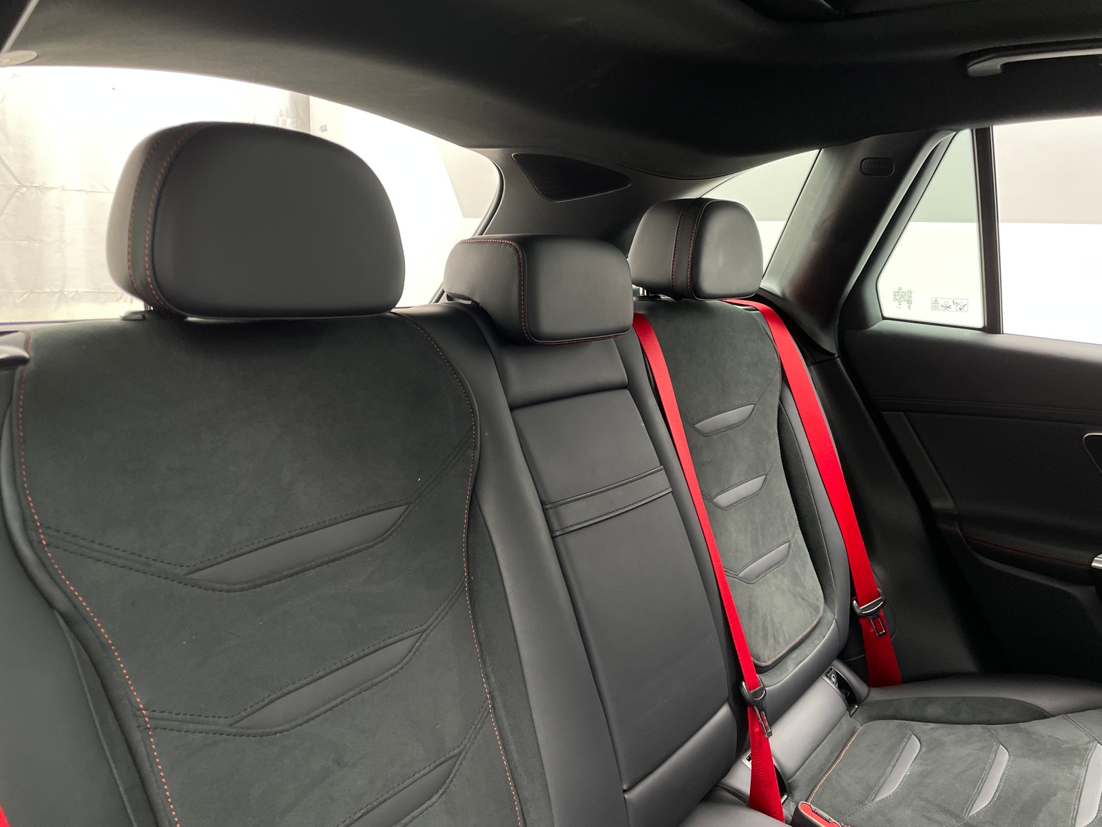 Thumbnail: 2025 Mercedes-Benz GLC - 5