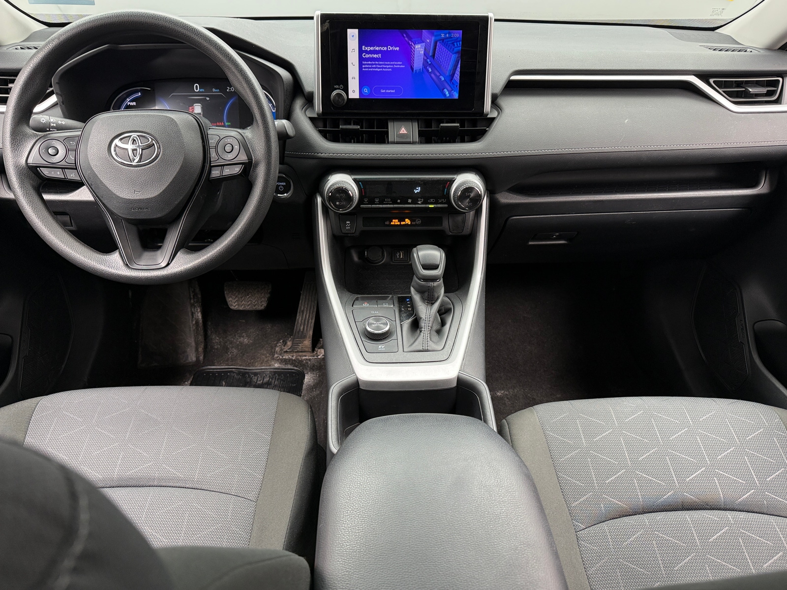 Thumbnail: 2025 Toyota RAV4 - 3