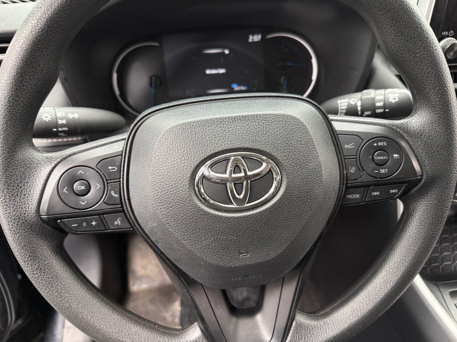 Thumbnail: 2025 Toyota RAV4 - 5