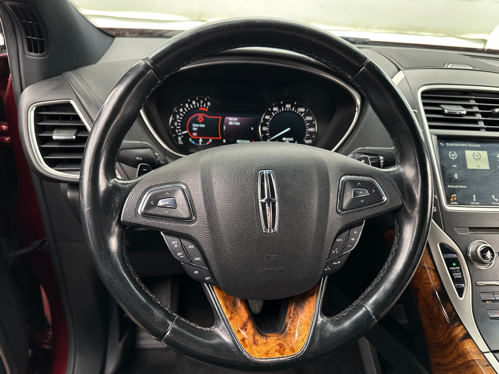 Thumbnail: 2016 Lincoln MKX - 4