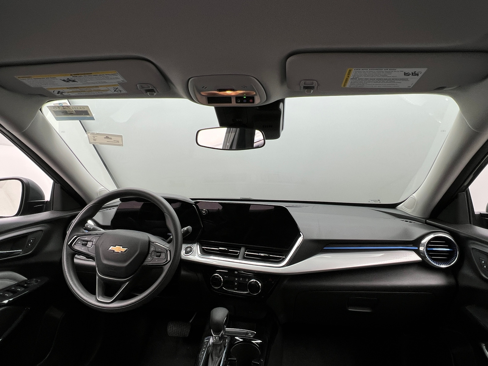 Thumbnail: 2025 Chevrolet Trax - 3