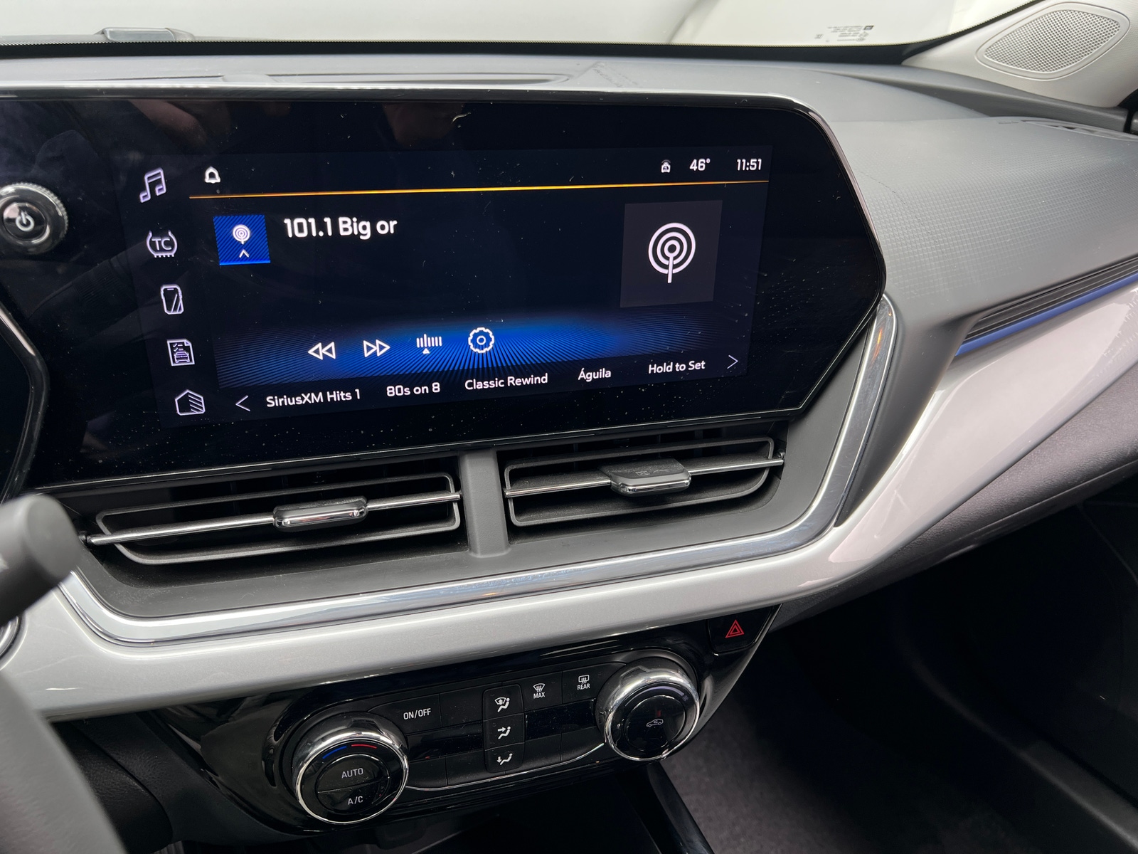 Thumbnail: 2025 Chevrolet Trax - 4