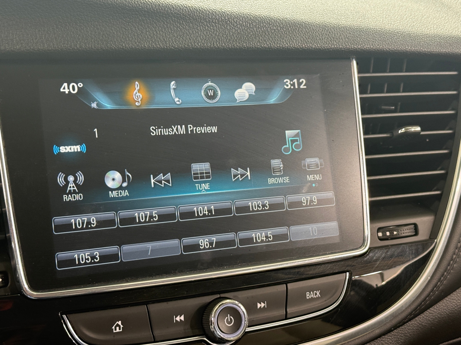 Thumbnail: 2020 Buick Encore - 3