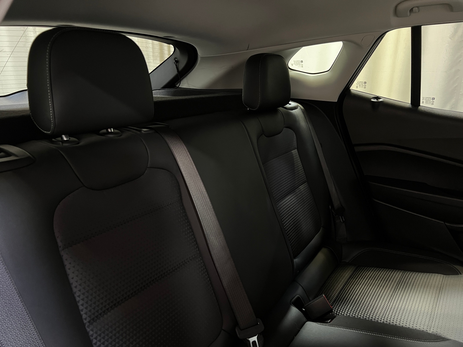 Thumbnail: 2025 Chevrolet Trax - 6