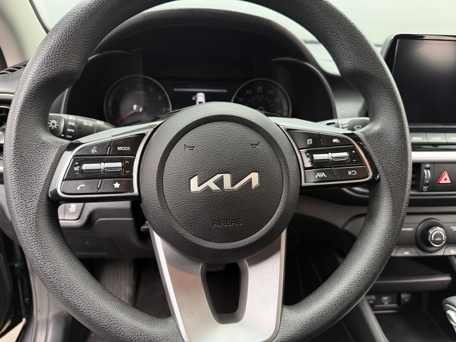 Thumbnail: 2024 Kia Forte - 5