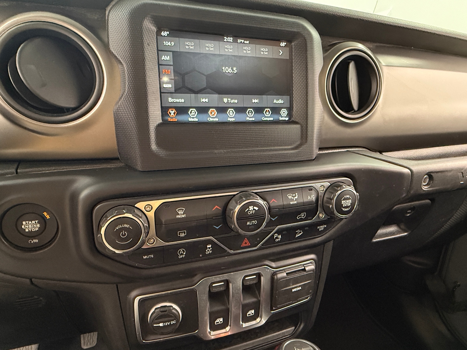 Thumbnail: 2020 Jeep Wrangler - 4