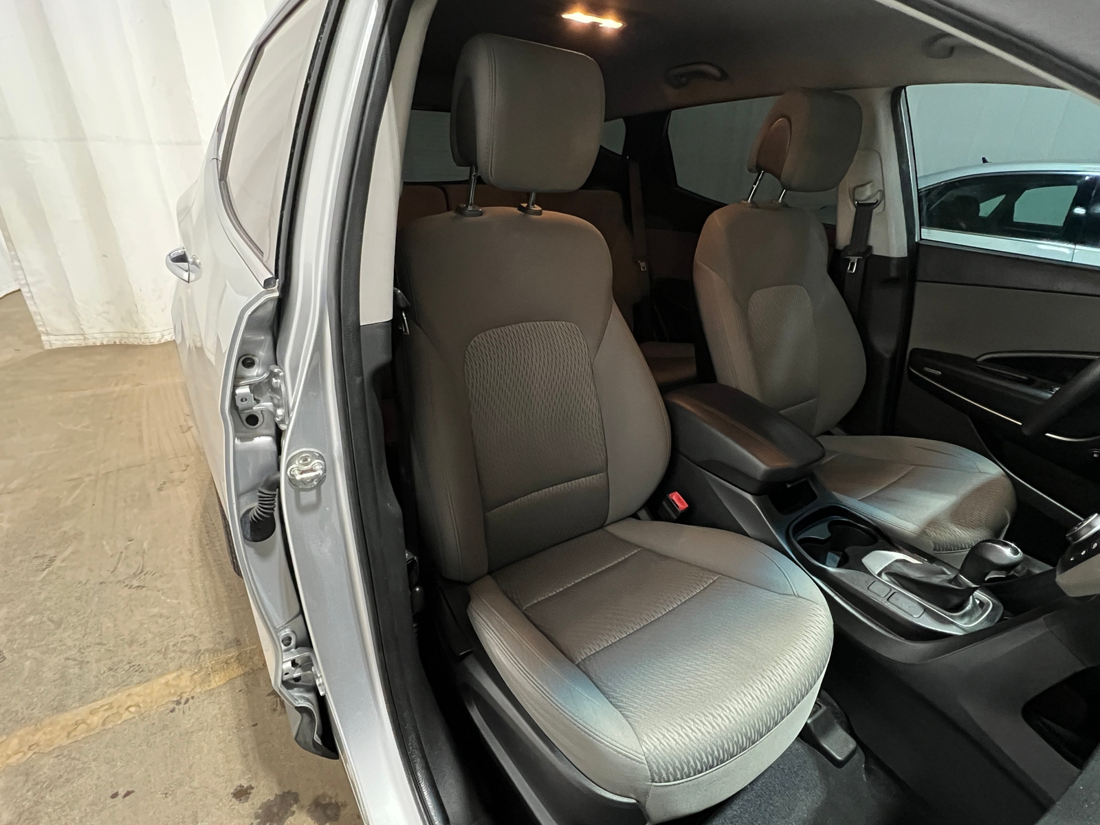 Thumbnail: 2018 Hyundai Santa Fe - 2