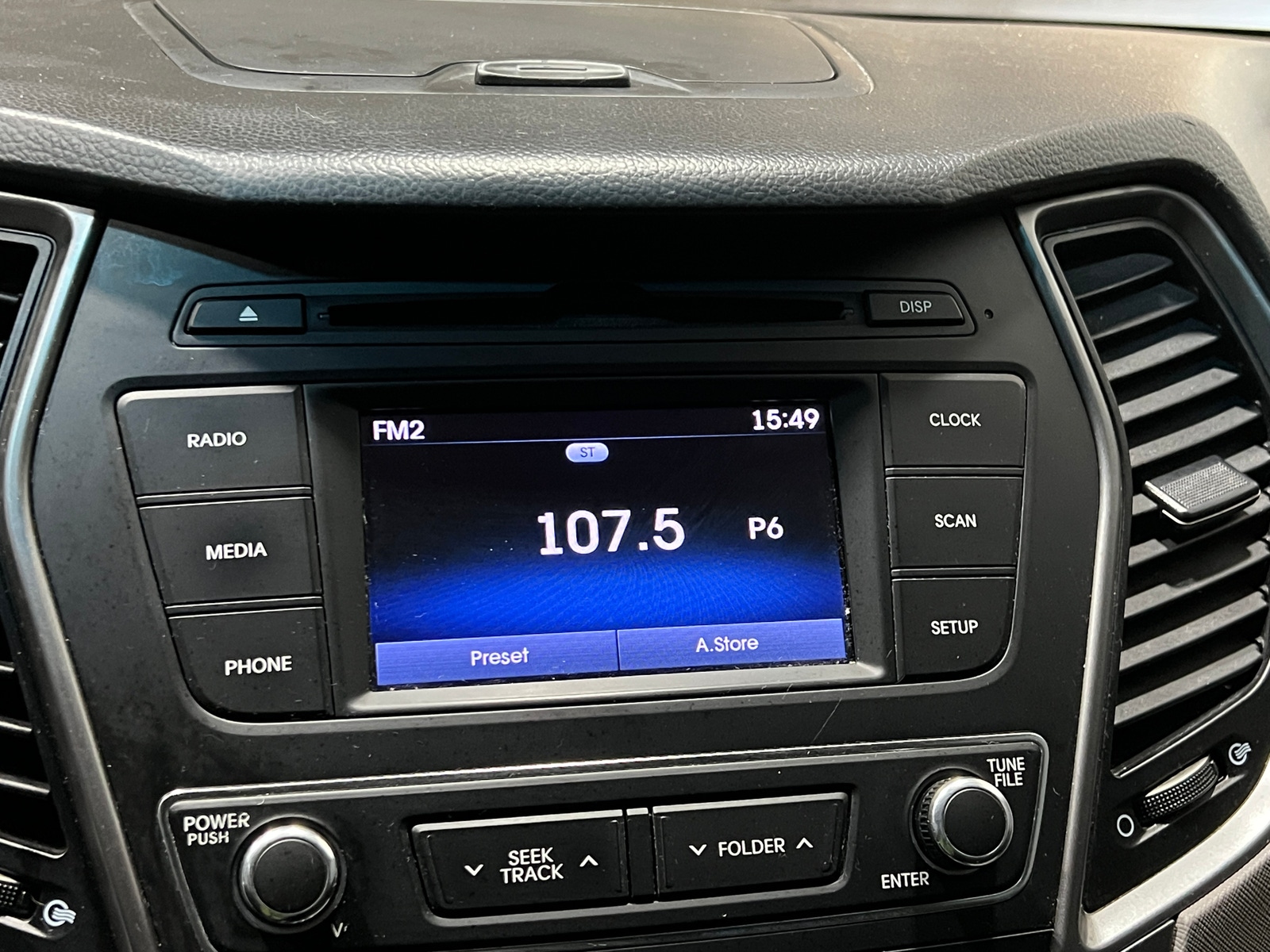 Thumbnail: 2018 Hyundai Santa Fe - 4