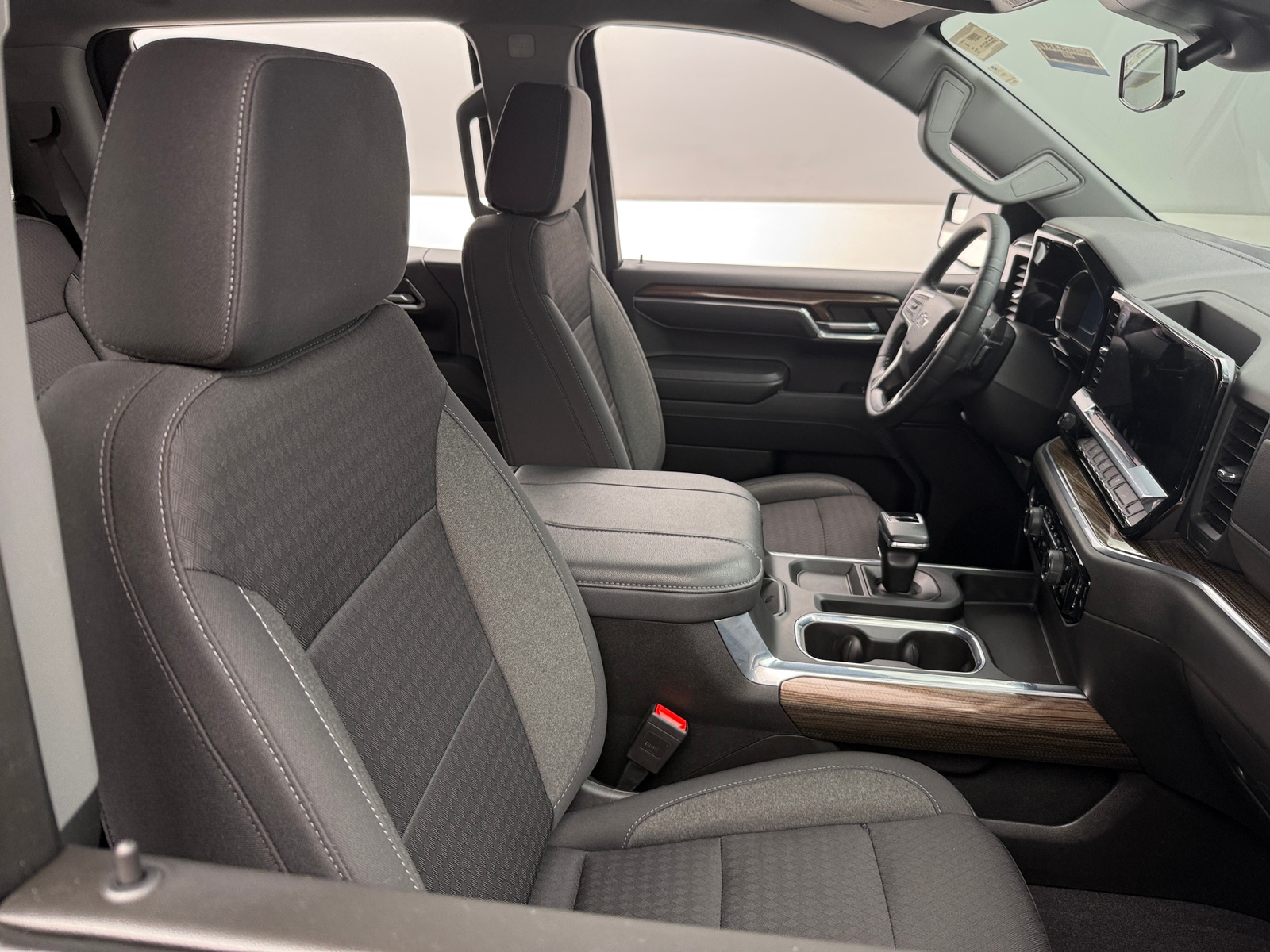 Thumbnail: 2023 Chevrolet Silverado 1500 - 2