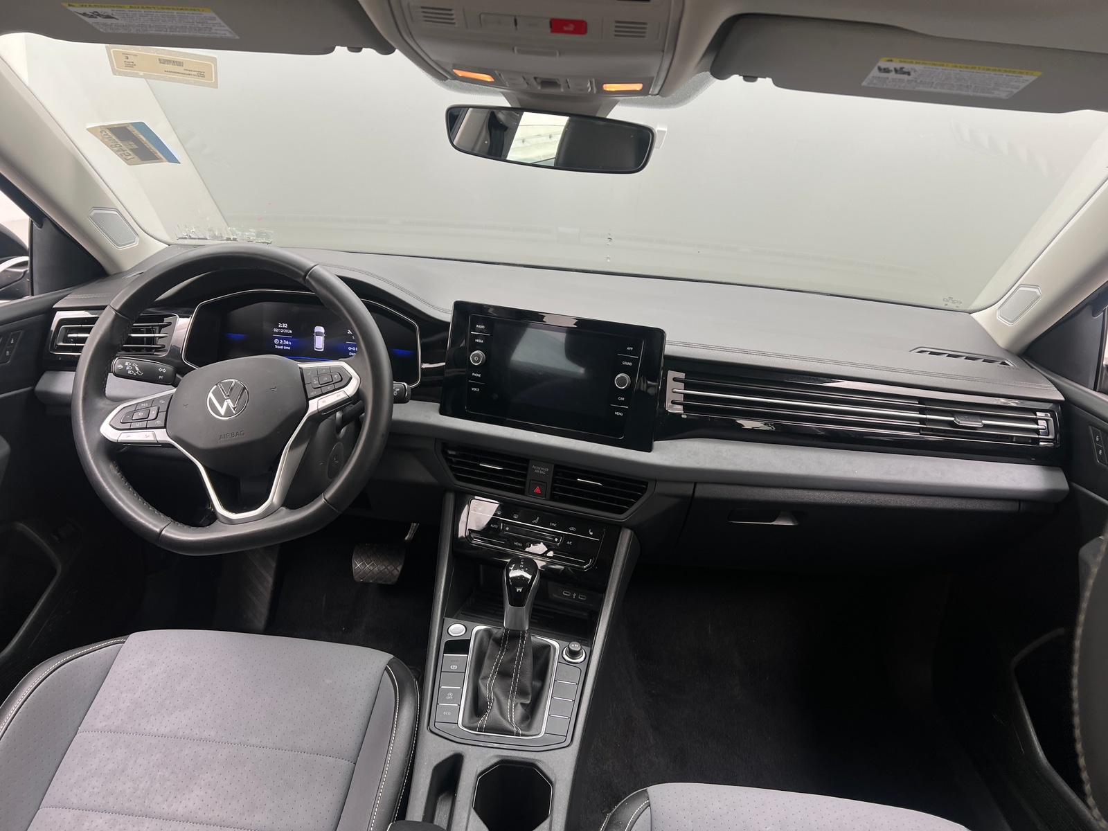 Thumbnail: 2025 Volkswagen Jetta - 2