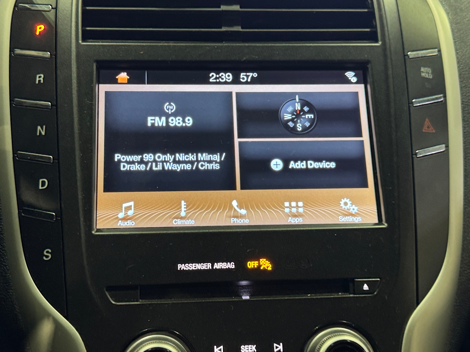 Thumbnail: 2017 Lincoln MKC - 3