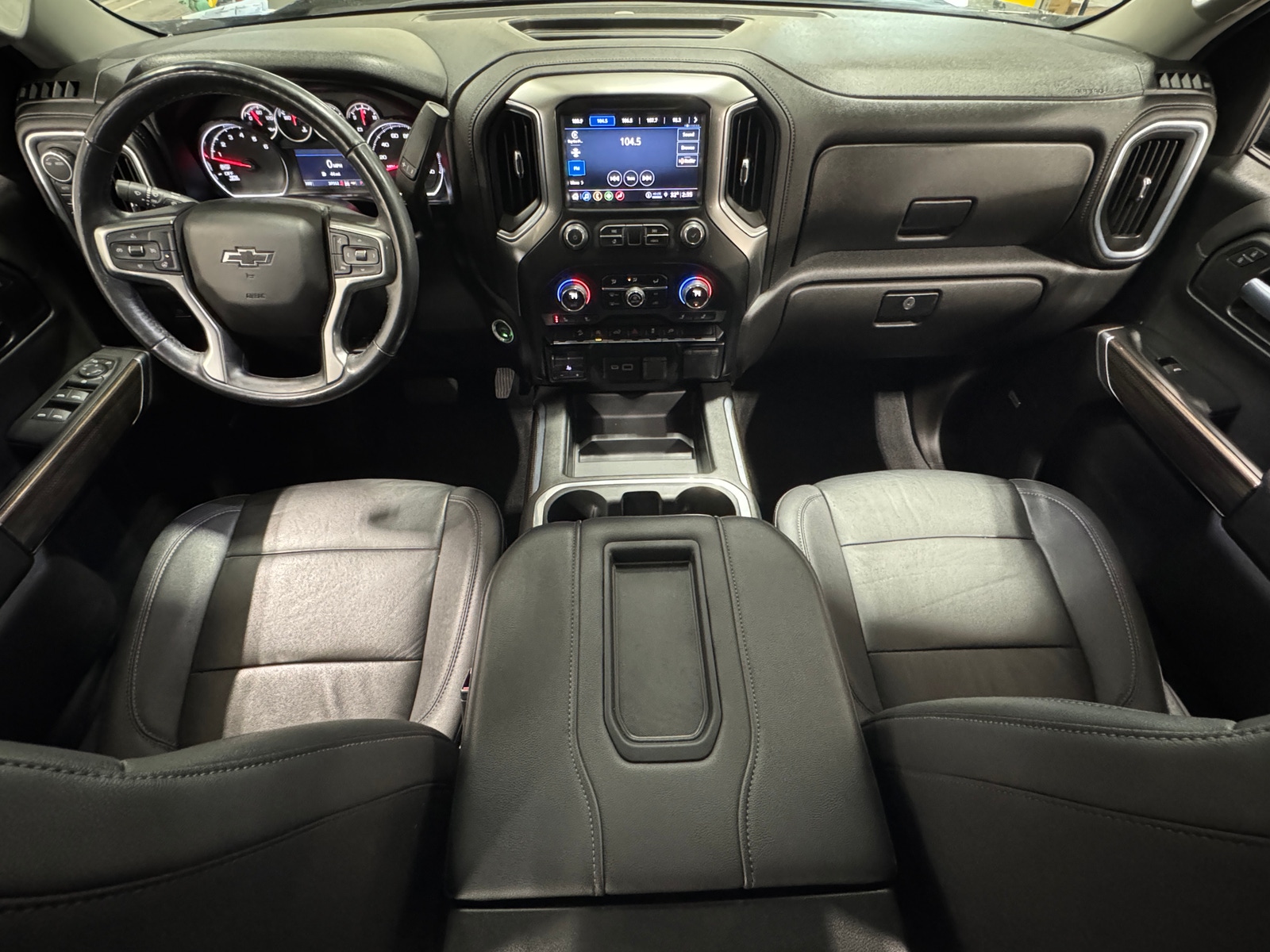 Thumbnail: 2021 Chevrolet Silverado 1500 - 2