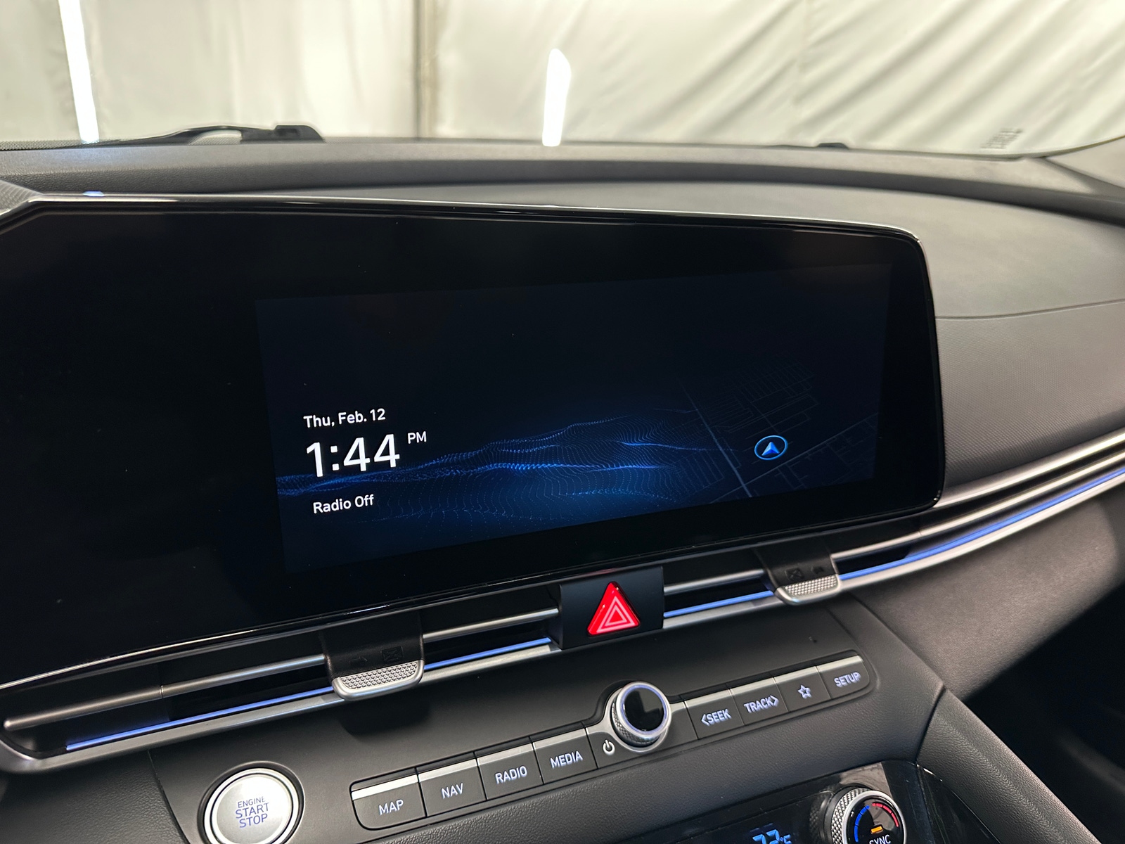 Thumbnail: 2023 Hyundai Elantra - 3