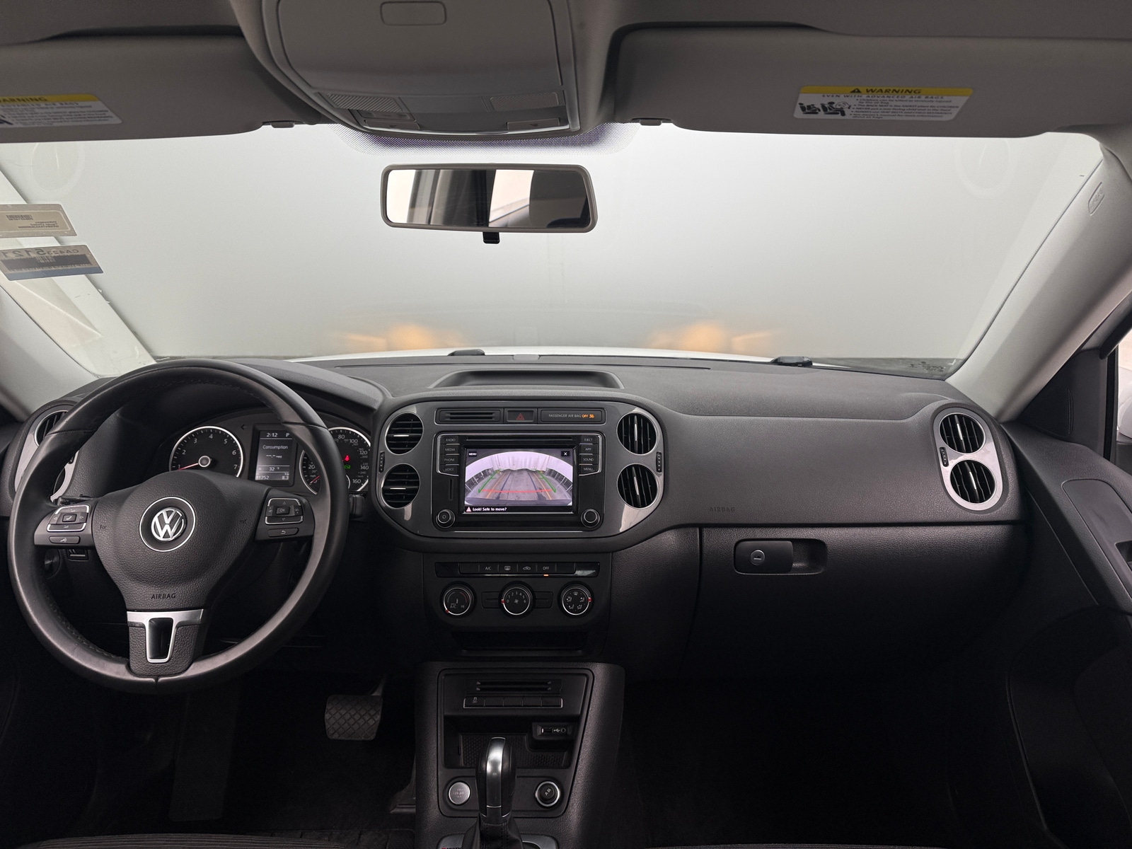 Thumbnail: 2018 Volkswagen Tiguan - 3