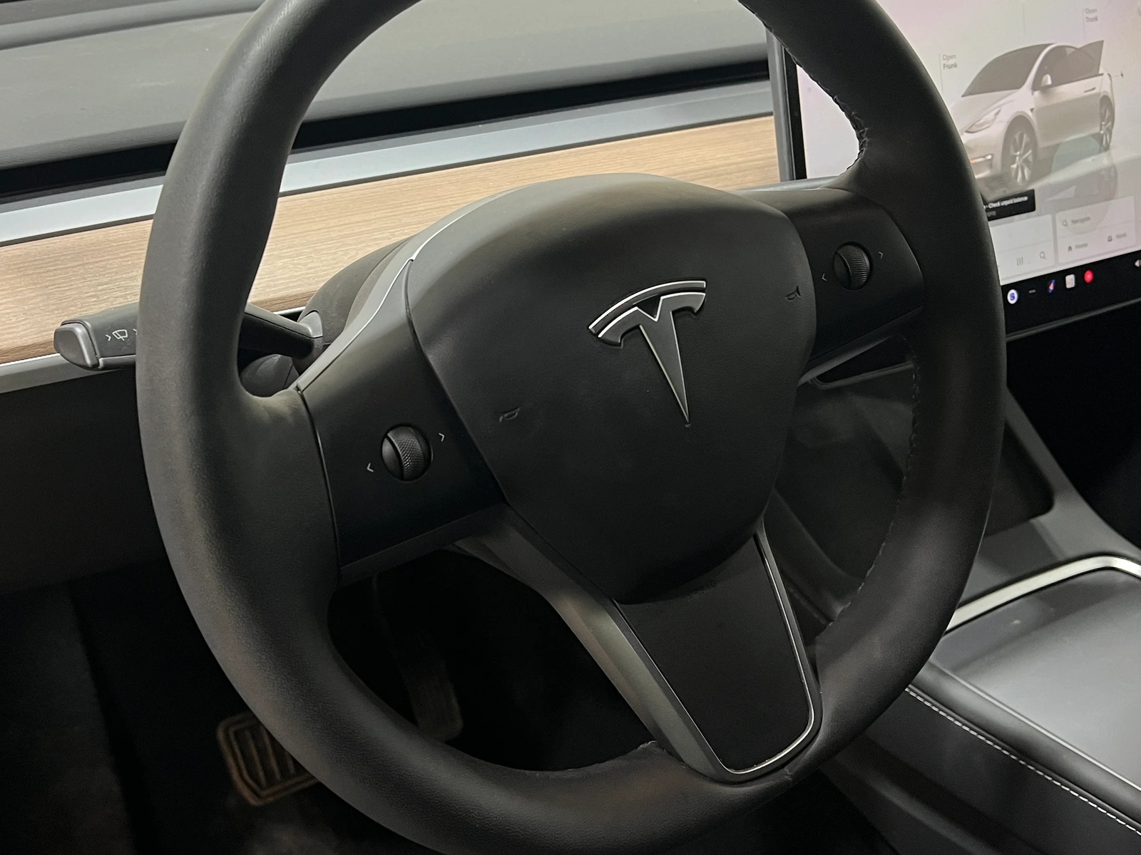 Thumbnail: 2023 Tesla Model Y - 4