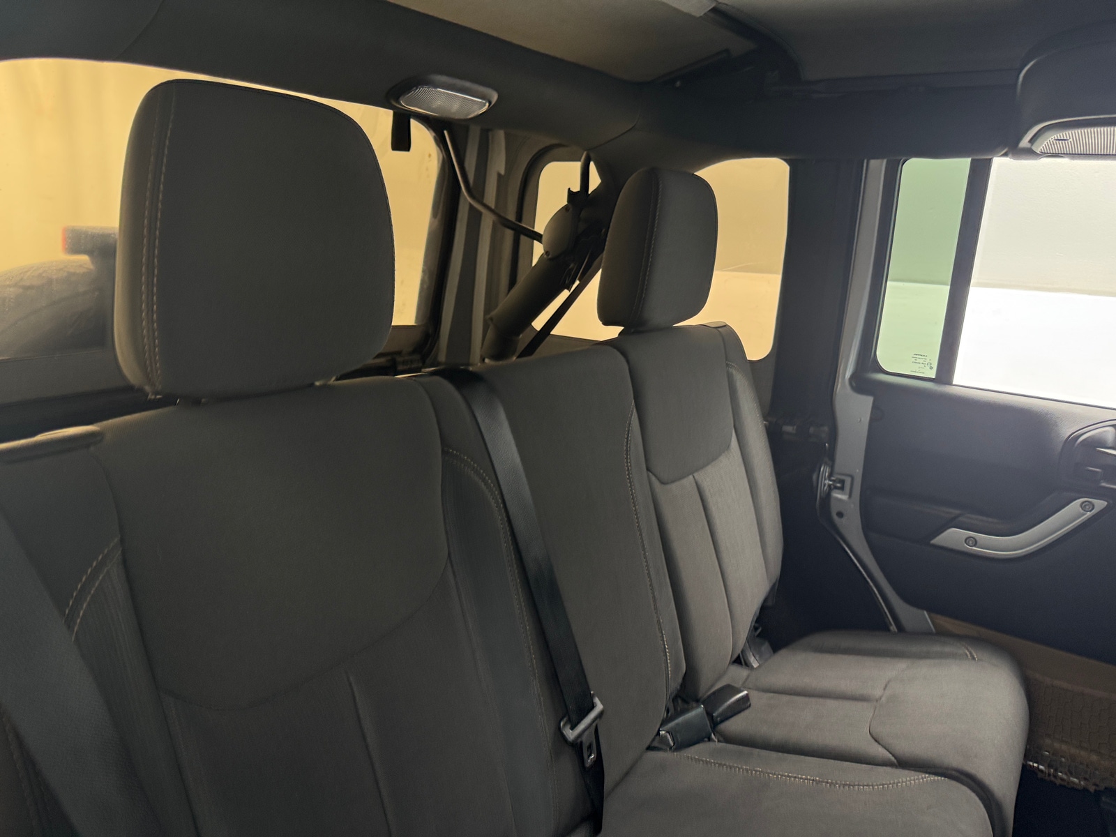 Thumbnail: 2017 Jeep Wrangler - 6